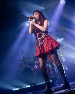 Lauren Mayberry OnlyFans Leaked Free Thumbnail Picture - #1K7Z88joLP