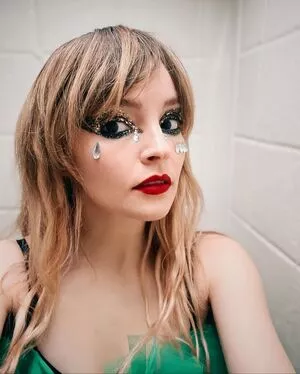 Lauren Mayberry OnlyFans Leaked Free Thumbnail Picture - #2IRHSUdMSa