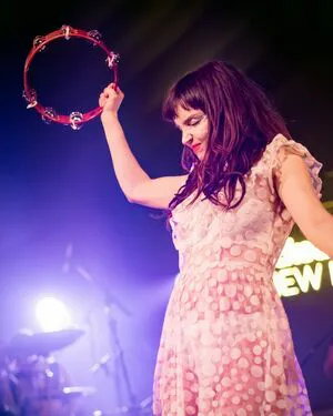 Lauren Mayberry OnlyFans Leaked Free Thumbnail Picture - #2ieHxZqoKj