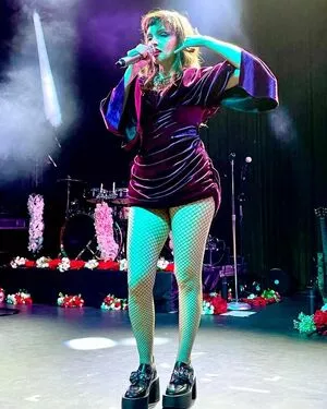 Lauren Mayberry OnlyFans Leaked Free Thumbnail Picture - #3ZxNNTu3BY