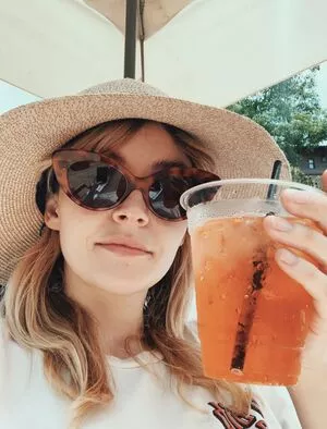Lauren Mayberry OnlyFans Leaked Free Thumbnail Picture - #3cSgvhmDfH