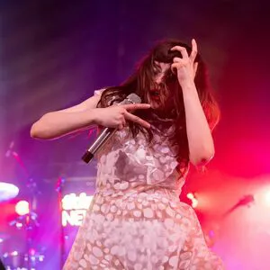 Lauren Mayberry OnlyFans Leaked Free Thumbnail Picture - #5VbvE1Zug7