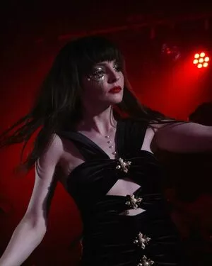 Lauren Mayberry OnlyFans Leaked Free Thumbnail Picture - #5dFXCQdCVy