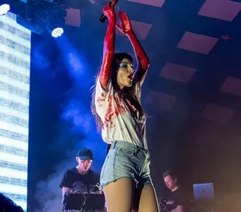 Lauren Mayberry OnlyFans Leaked Free Thumbnail Picture - #6Xnj9xogTa