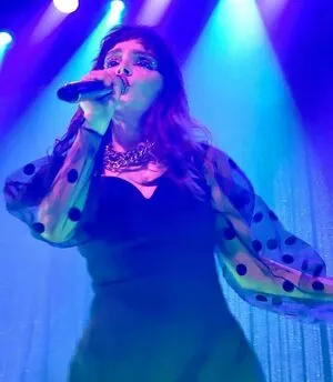 Lauren Mayberry OnlyFans Leaked Free Thumbnail Picture - #6o0X3qKPJn