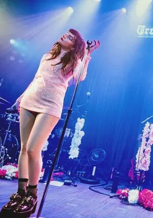 Lauren Mayberry OnlyFans Leaked Free Thumbnail Picture - #8HLeV68AQN