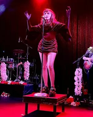 Lauren Mayberry OnlyFans Leaked Free Thumbnail Picture - #Ae81bWYzMd