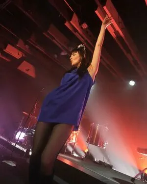 Lauren Mayberry OnlyFans Leaked Free Thumbnail Picture - #AfgUMikA4g
