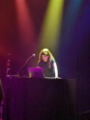 Lauren Mayberry OnlyFans Leaked Free Thumbnail Picture - #AiAQgqP5Mo