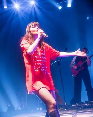Lauren Mayberry OnlyFans Leaked Free Thumbnail Picture - #B4cTXYpEXa