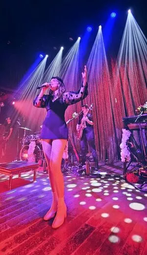 Lauren Mayberry OnlyFans Leaked Free Thumbnail Picture - #Bq5R9E5he4