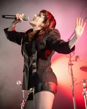 Lauren Mayberry OnlyFans Leaked Free Thumbnail Picture - #CK0HyombaQ