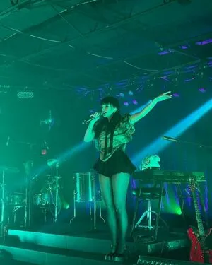 Lauren Mayberry OnlyFans Leaked Free Thumbnail Picture - #CSMZ744Gj2