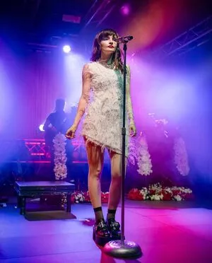 Lauren Mayberry OnlyFans Leaked Free Thumbnail Picture - #E3C3ol64Jr