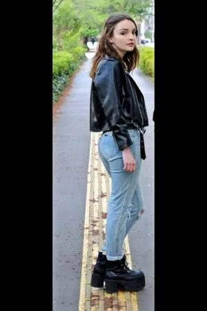 Lauren Mayberry OnlyFans Leaked Free Thumbnail Picture - #FT2ORJCQFc