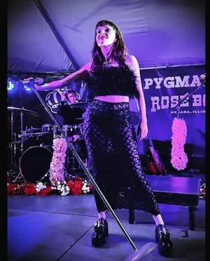 Lauren Mayberry OnlyFans Leaked Free Thumbnail Picture - #HZhA6BO4dW