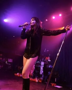 Lauren Mayberry OnlyFans Leaked Free Thumbnail Picture - #IcmIph1hCL