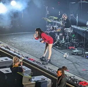 Lauren Mayberry OnlyFans Leaked Free Thumbnail Picture - #KaiHmtBcBG