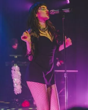 Lauren Mayberry OnlyFans Leaked Free Thumbnail Picture - #M0thwty4XH