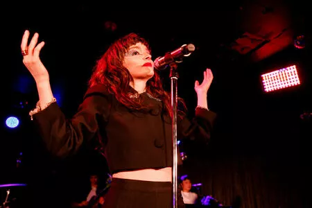 Lauren Mayberry OnlyFans Leaked Free Thumbnail Picture - #Mfizm1iCWS