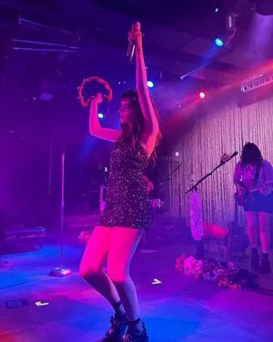 Lauren Mayberry OnlyFans Leaked Free Thumbnail Picture - #SIRqMrDHqC