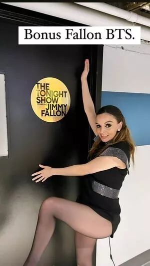 Lauren Mayberry OnlyFans Leaked Free Thumbnail Picture - #aO91jU83Oi