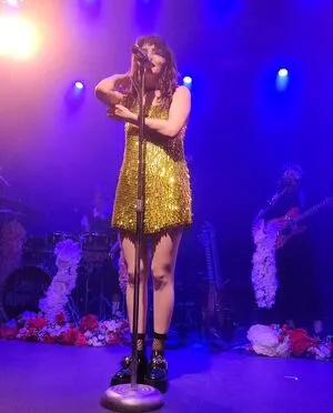 Lauren Mayberry OnlyFans Leaked Free Thumbnail Picture - #bcHpdRQxMs