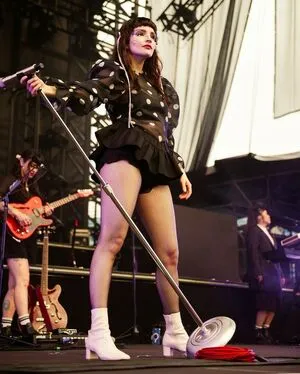 Lauren Mayberry OnlyFans Leaked Free Thumbnail Picture - #bl5LRyBupi