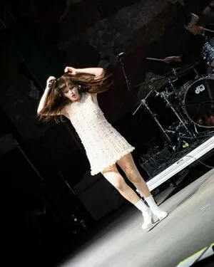 Lauren Mayberry OnlyFans Leaked Free Thumbnail Picture - #bxzCs658Ed