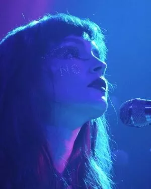 Lauren Mayberry OnlyFans Leaked Free Thumbnail Picture - #diMaB2J1qg