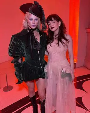 Lauren Mayberry OnlyFans Leaked Free Thumbnail Picture - #lZw0ptg2Ju