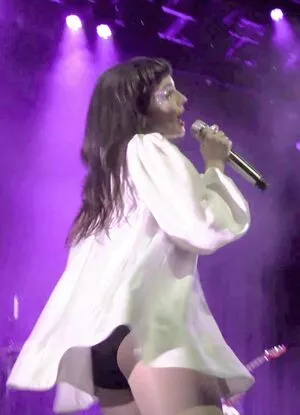 Lauren Mayberry OnlyFans Leaked Free Thumbnail Picture - #ndGGaBtKFs