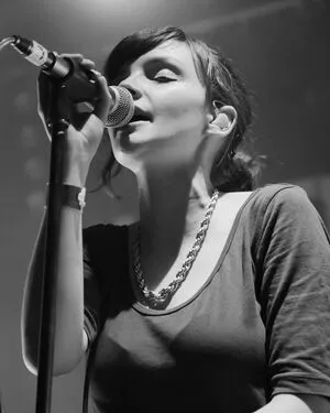 Lauren Mayberry OnlyFans Leaked Free Thumbnail Picture - #o2eaNUq78C
