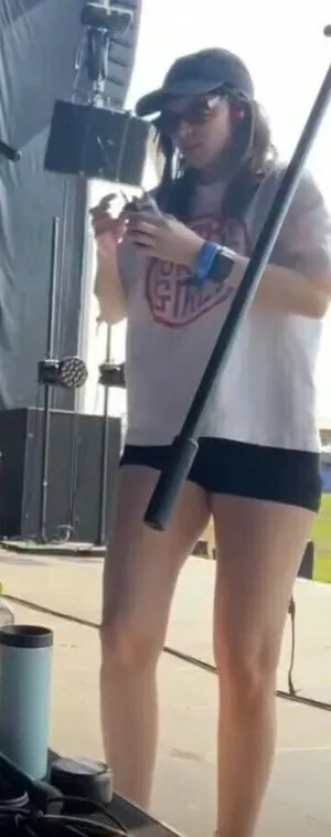 Lauren Mayberry OnlyFans Leaked Free Thumbnail Picture - #p1tInhnnla