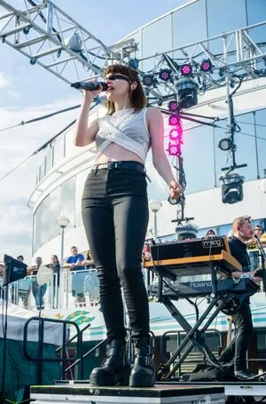 Lauren Mayberry OnlyFans Leaked Free Thumbnail Picture - #pEDylB95sF