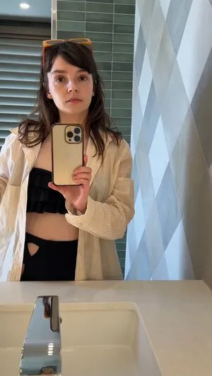 Lauren Mayberry OnlyFans Leaked Free Thumbnail Picture - #pPSWuMTGrX