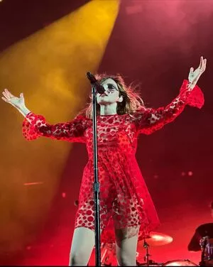 Lauren Mayberry OnlyFans Leaked Free Thumbnail Picture - #sJwvL44GnP