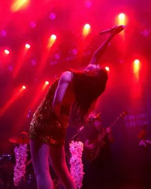 Lauren Mayberry OnlyFans Leaked Free Thumbnail Picture - #zNIK30y3jw