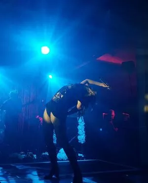 Lauren Mayberry OnlyFans Leaked Free Thumbnail Picture - #znx0sI8Qav