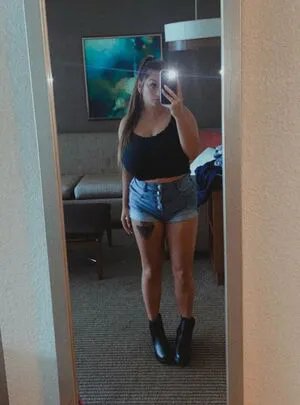 Lauren Risotti OnlyFans Leaked Free Thumbnail Picture - #GNWiMrtitd