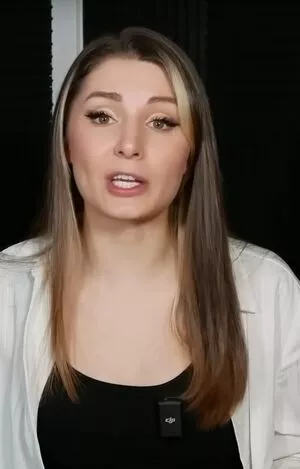 Lauren Southern OnlyFans Leaked Free Thumbnail Picture - #9Rsa1ny8cb