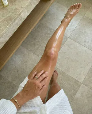 Laurence Perrin OnlyFans Leaked Free Thumbnail Picture - #5Mk2n4mSVD