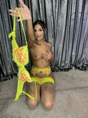 Laurenemilyy5 OnlyFans Leaked Free Thumbnail Picture - #9fUPtbCqXr