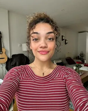 Laurie Hernandez OnlyFans Leaked Free Thumbnail Picture - #5sOluUHLS8