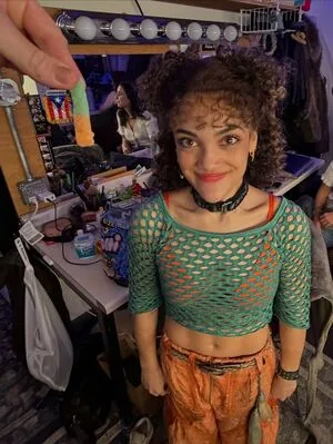 Laurie Hernandez OnlyFans Leaked Free Thumbnail Picture - #8Wc8DIujOT