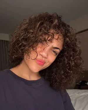 Laurie Hernandez OnlyFans Leaked Free Thumbnail Picture - #CHpoMz9opx