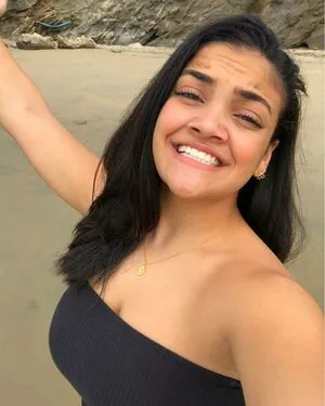 Laurie Hernandez OnlyFans Leaked Free Thumbnail Picture - #NiDqC53AGE
