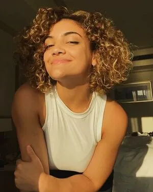 Laurie Hernandez OnlyFans Leaked Free Thumbnail Picture - #Xy7mXlEqFD