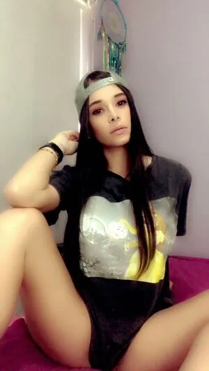 Lauritamilan1 OnlyFans Leaked Free Thumbnail Picture - #1WnC78bSm9