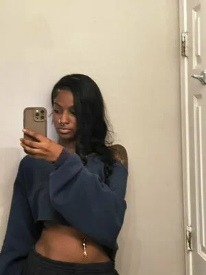 Lauryntierre OnlyFans Leaked Free Thumbnail Picture - #R3HfBvrP2a